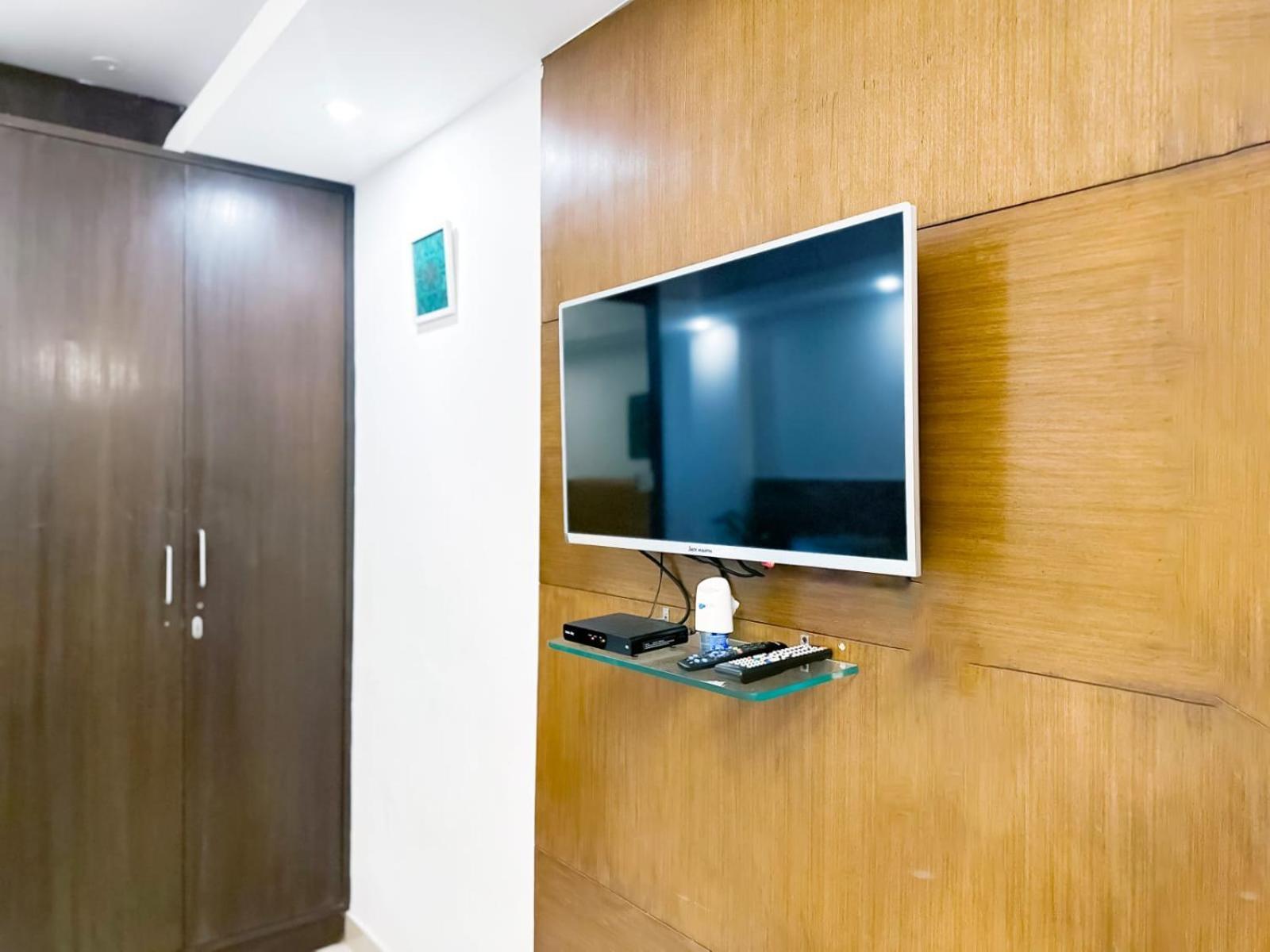 Hotel Blueberry Нью-Делі Екстер'єр фото